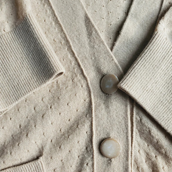Club Monaco 100% Cashmere Oatmeal Cream Cardigan with 3/4 sleeves women's size S - Picture 2 of 12